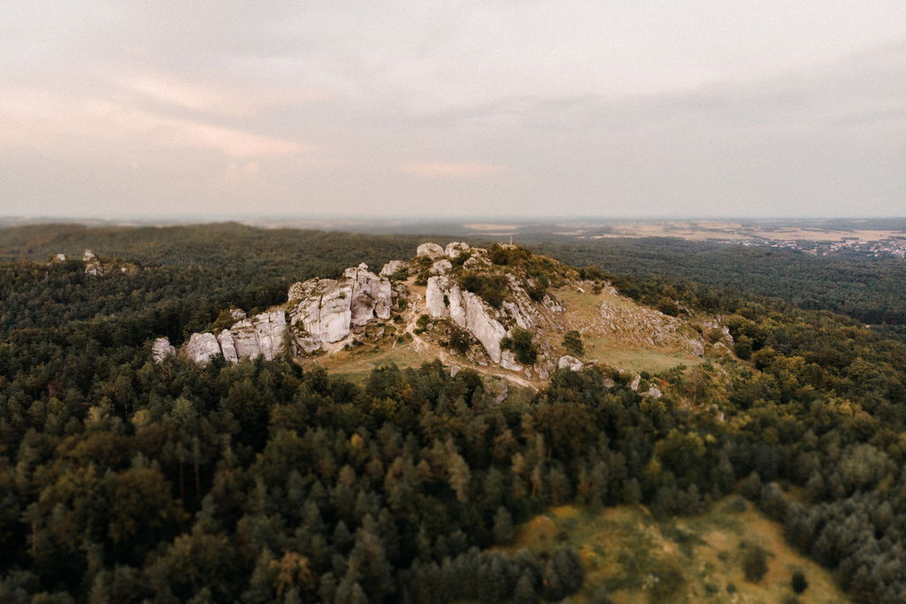 Góra Zborów z drona - Sesja Ślubna