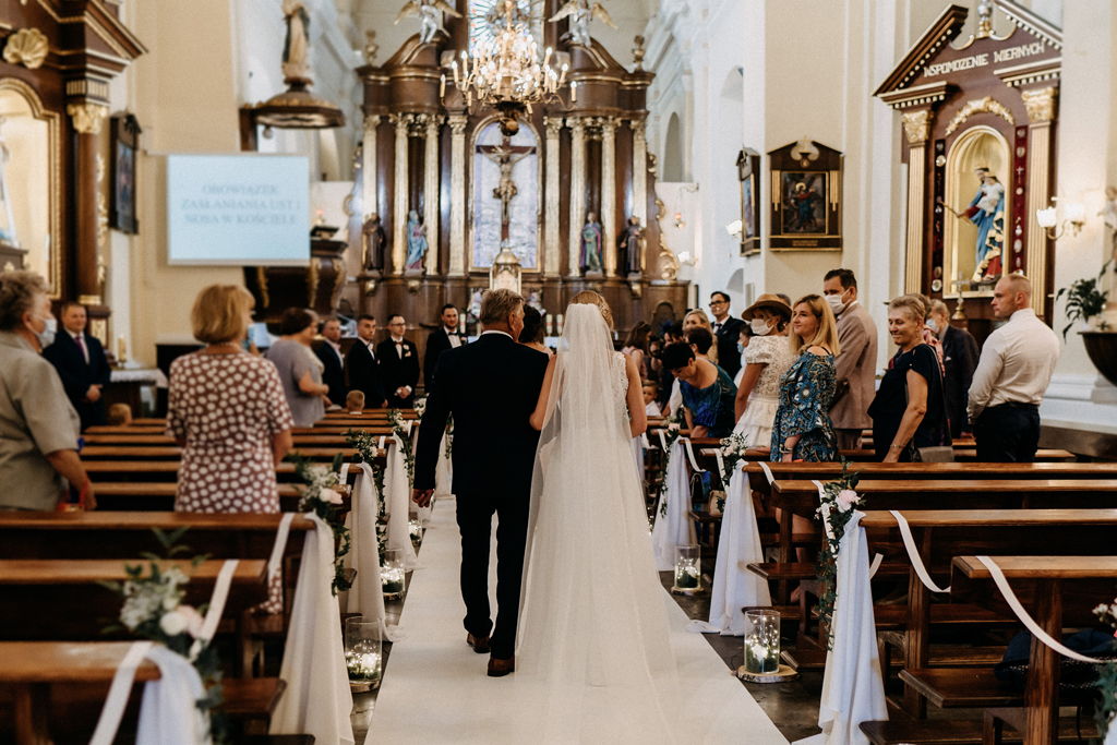 Ceremonia Ślubu w Lutomiersku | Reportaż zdjęciowy
