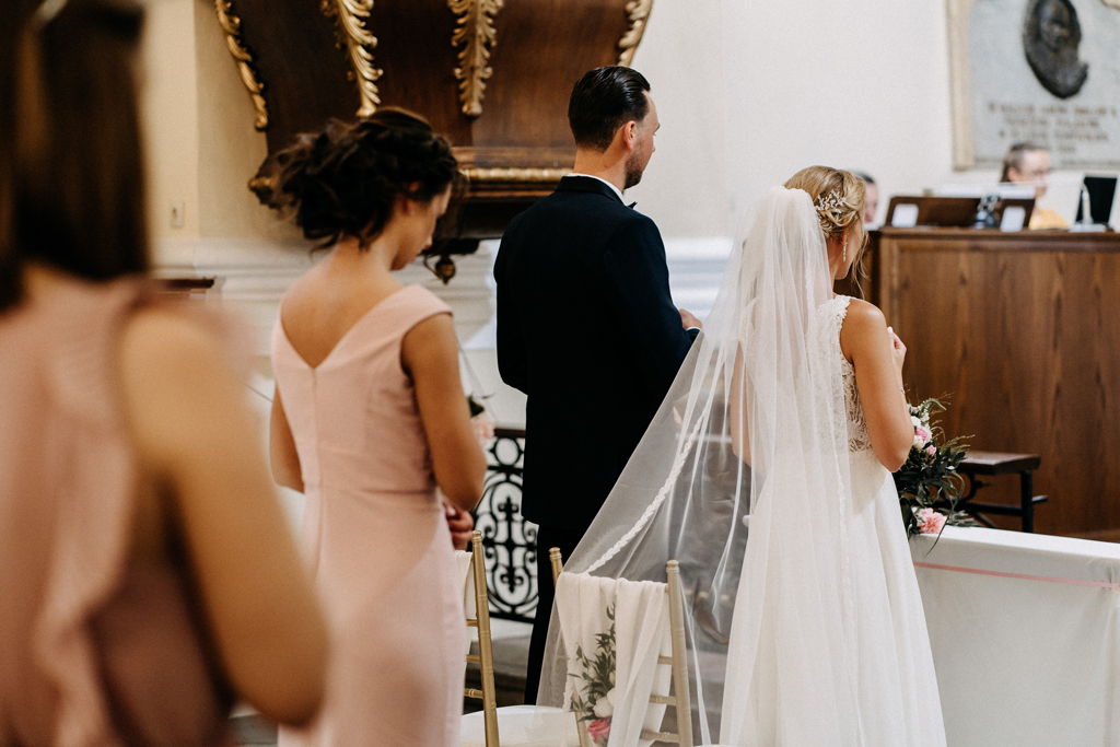 Ceremonia Ślubu w Lutomiersku | Reportaż zdjęciowy