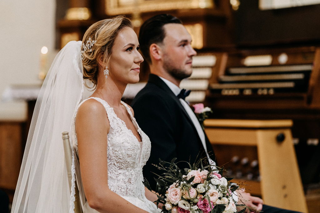 Ceremonia Ślubu w Lutomiersku | Reportaż zdjęciowy