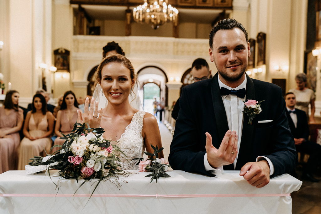Ceremonia Ślubu w Lutomiersku | Reportaż zdjęciowy