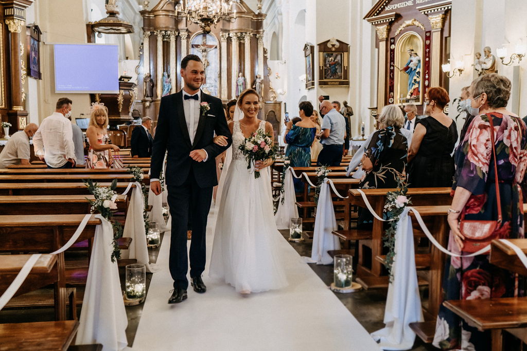 Ceremonia Ślubu w Lutomiersku | Reportaż zdjęciowy