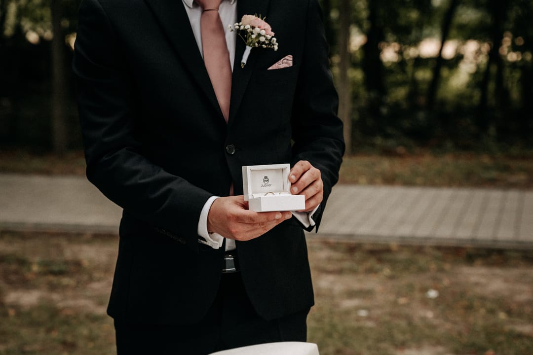 Ślub kościelny w plenerze Lipowy Dwór