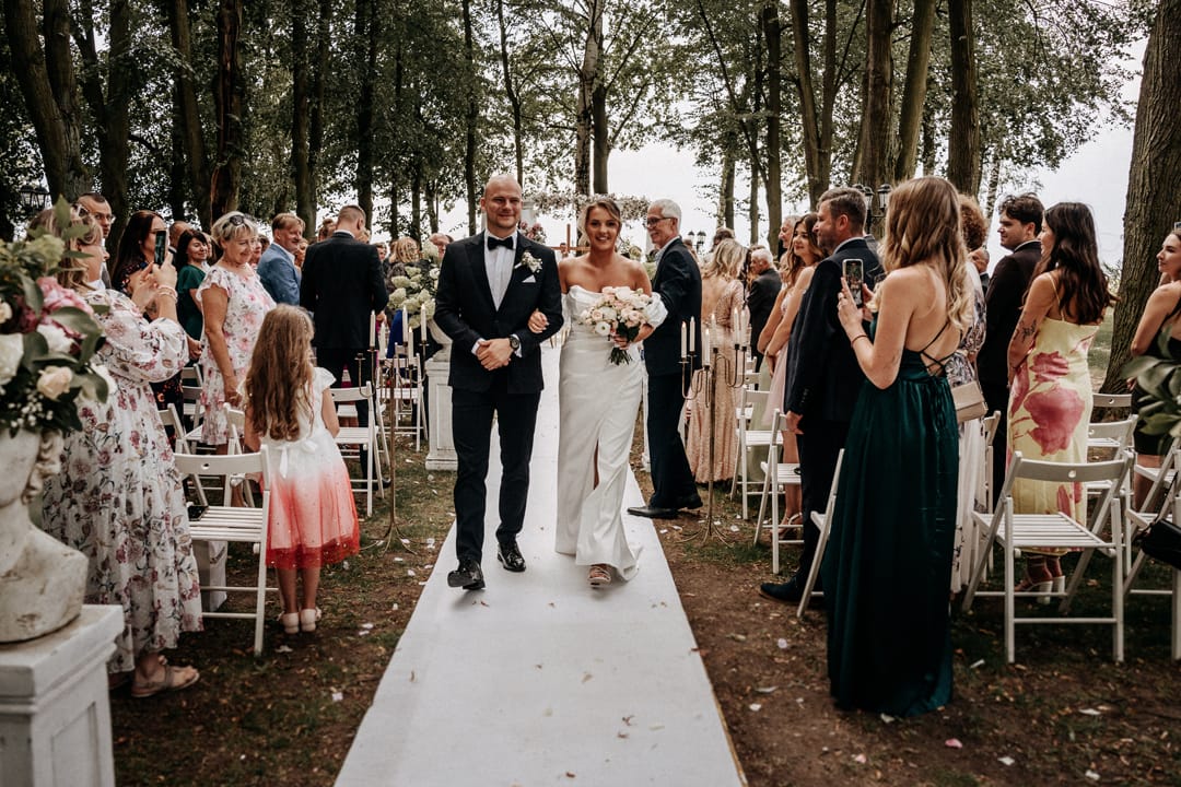 Ślub kościelny w plenerze Lipowym Dworze Kraszkowice